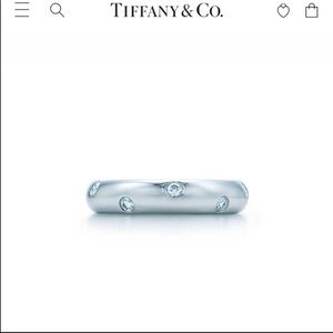 Etoile Platinum Diamond Ring